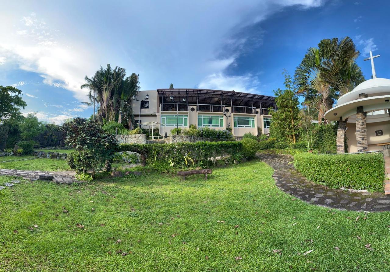 The Lakeview Suites Tagaytay City Dış mekan fotoğraf