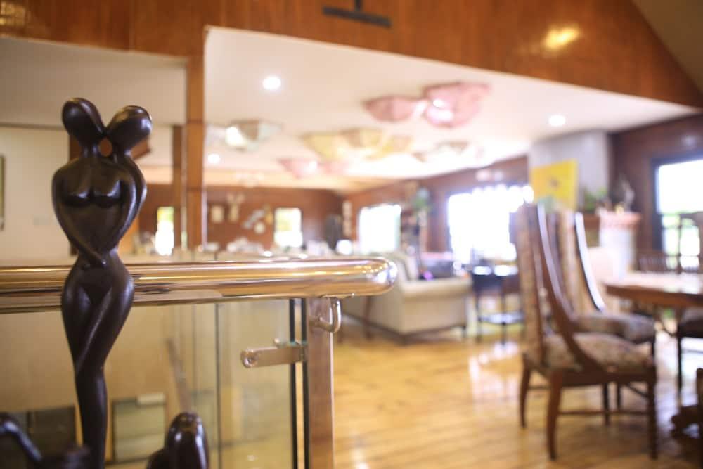 The Lakeview Suites Tagaytay City Dış mekan fotoğraf
