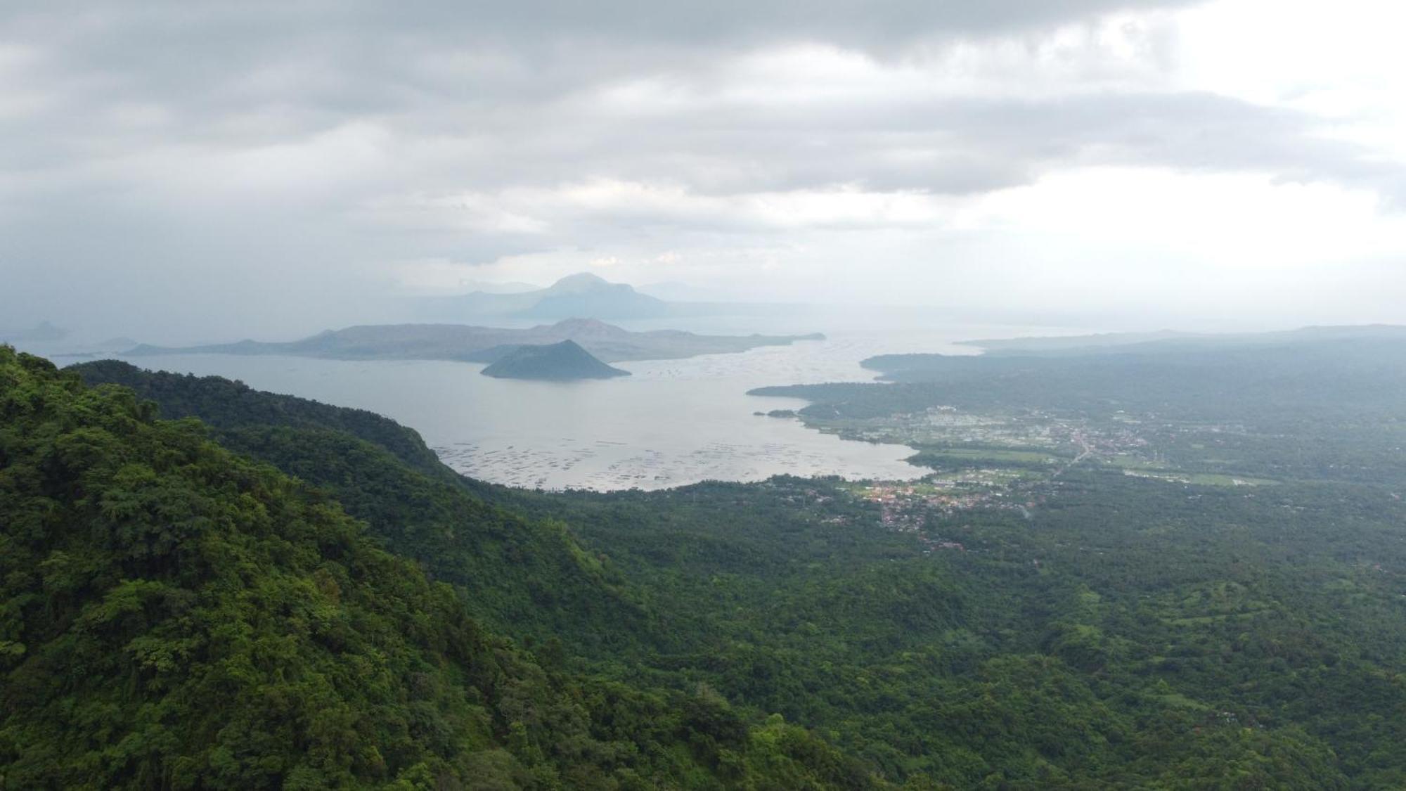 The Lakeview Suites Tagaytay City Dış mekan fotoğraf